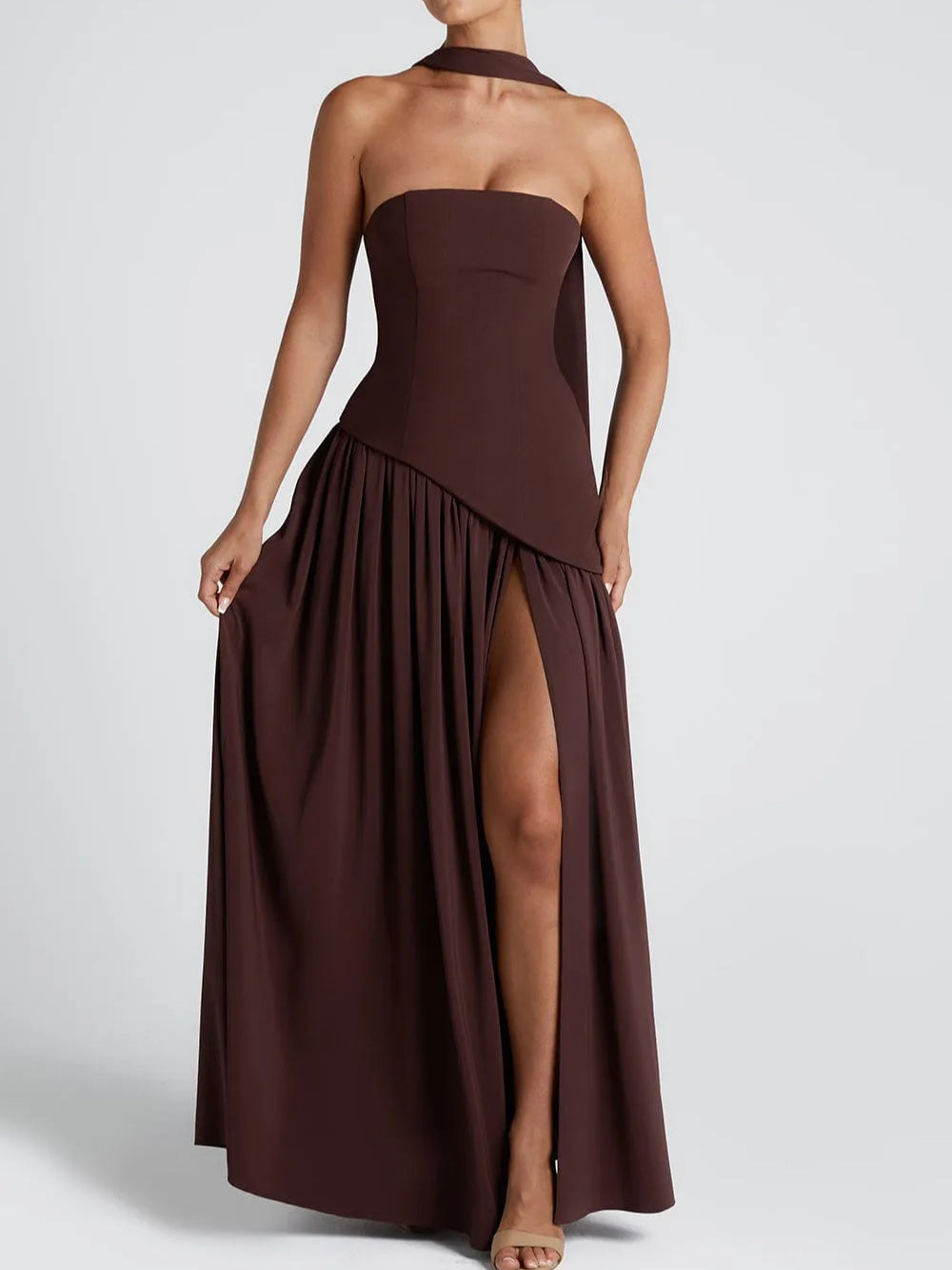 Rochie Maxi Fără Bretele cu Fendă și Panglică