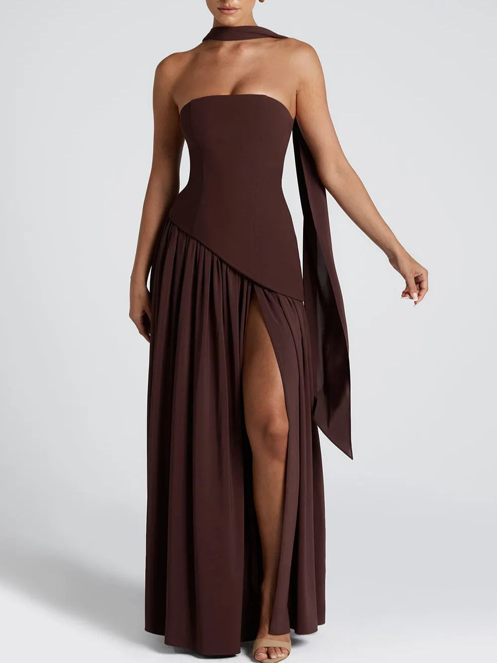 Rochie Maxi Fără Bretele cu Fendă și Panglică