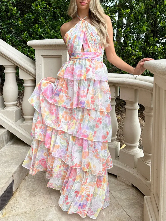 Rochii maxi cu imprimeu floral și volane pentru vacanță