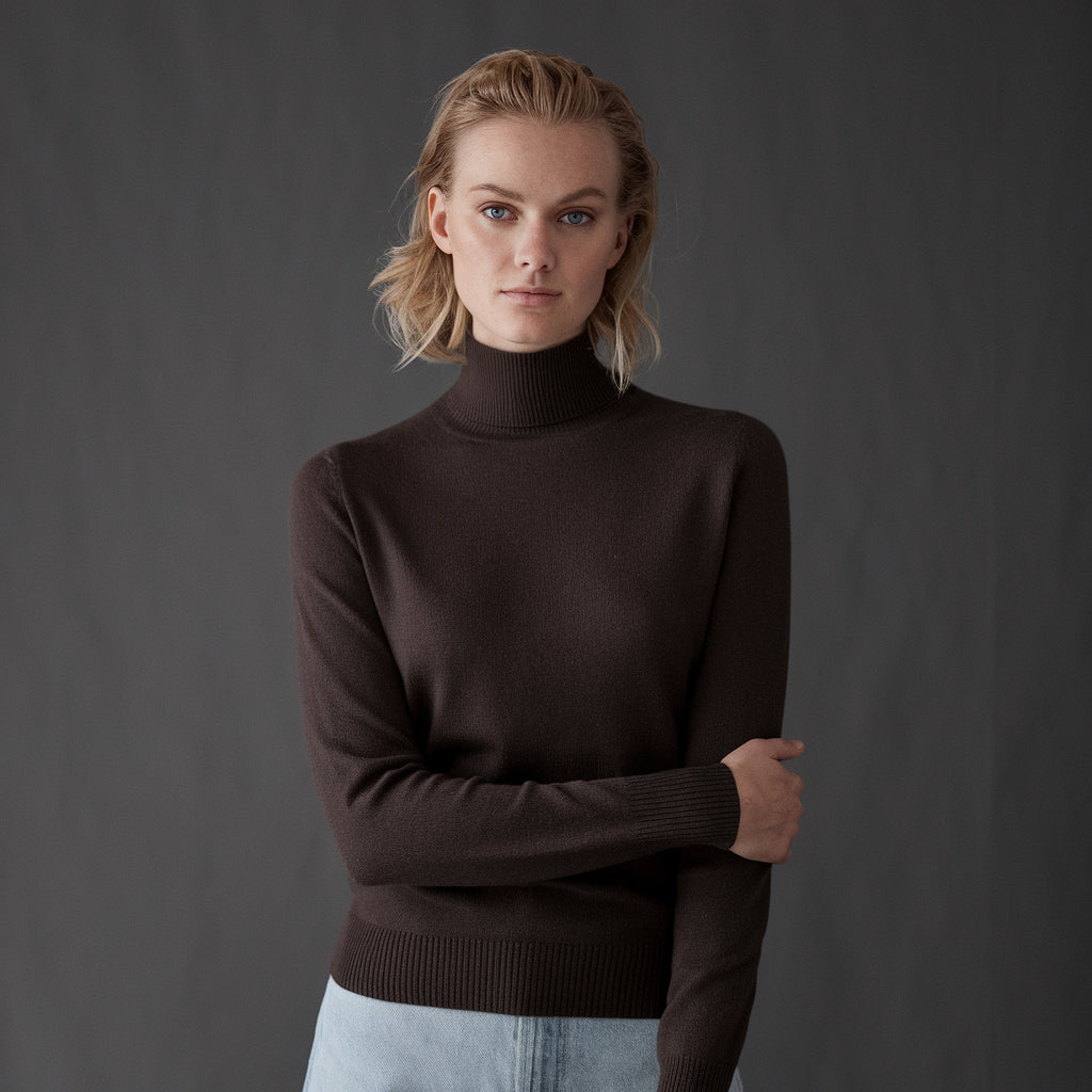 Amoria | Luxurious Turtleneck Sweater